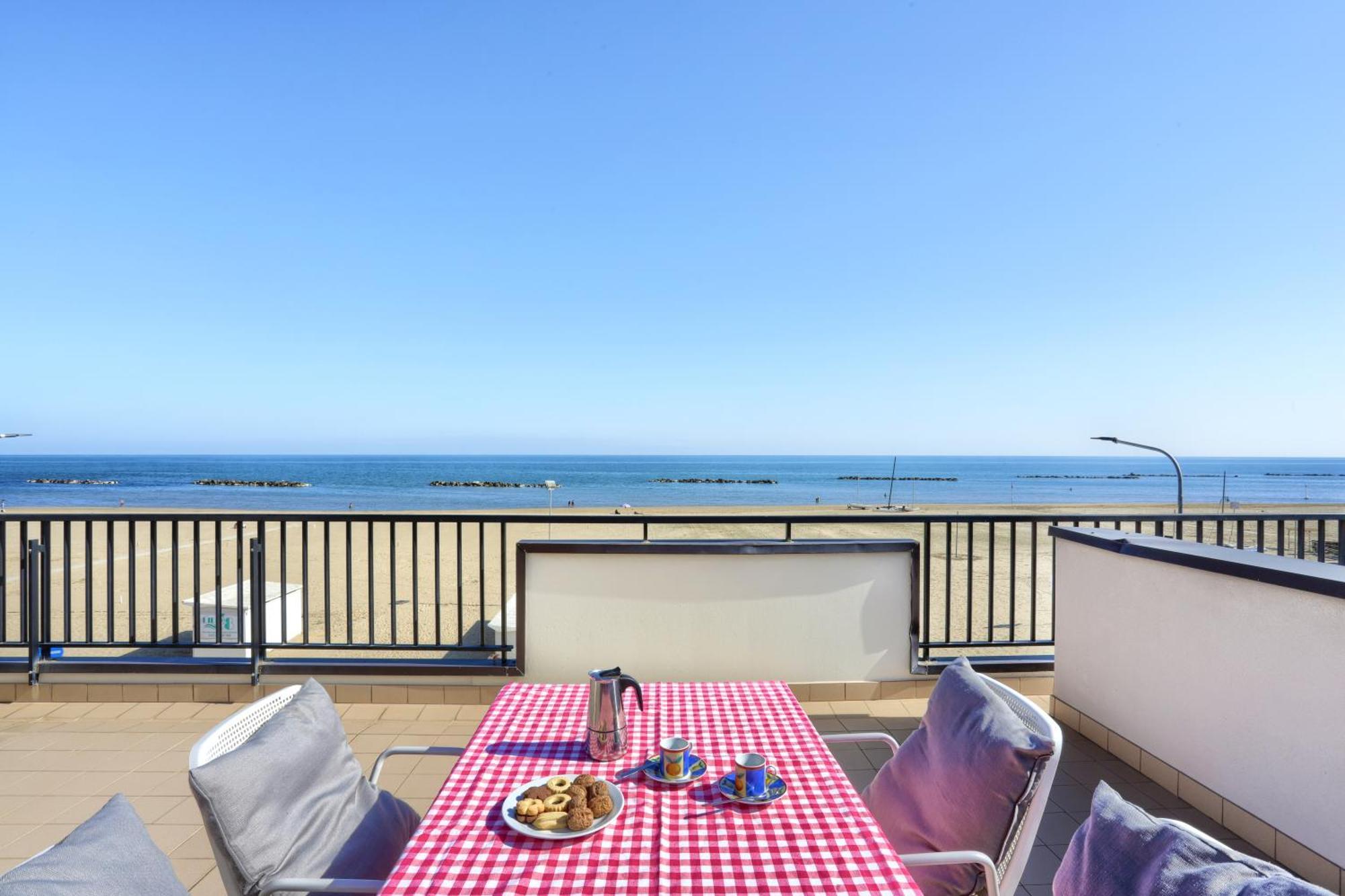 Mazzarosa Residence Roseto Degli Abruzzi Esterno foto