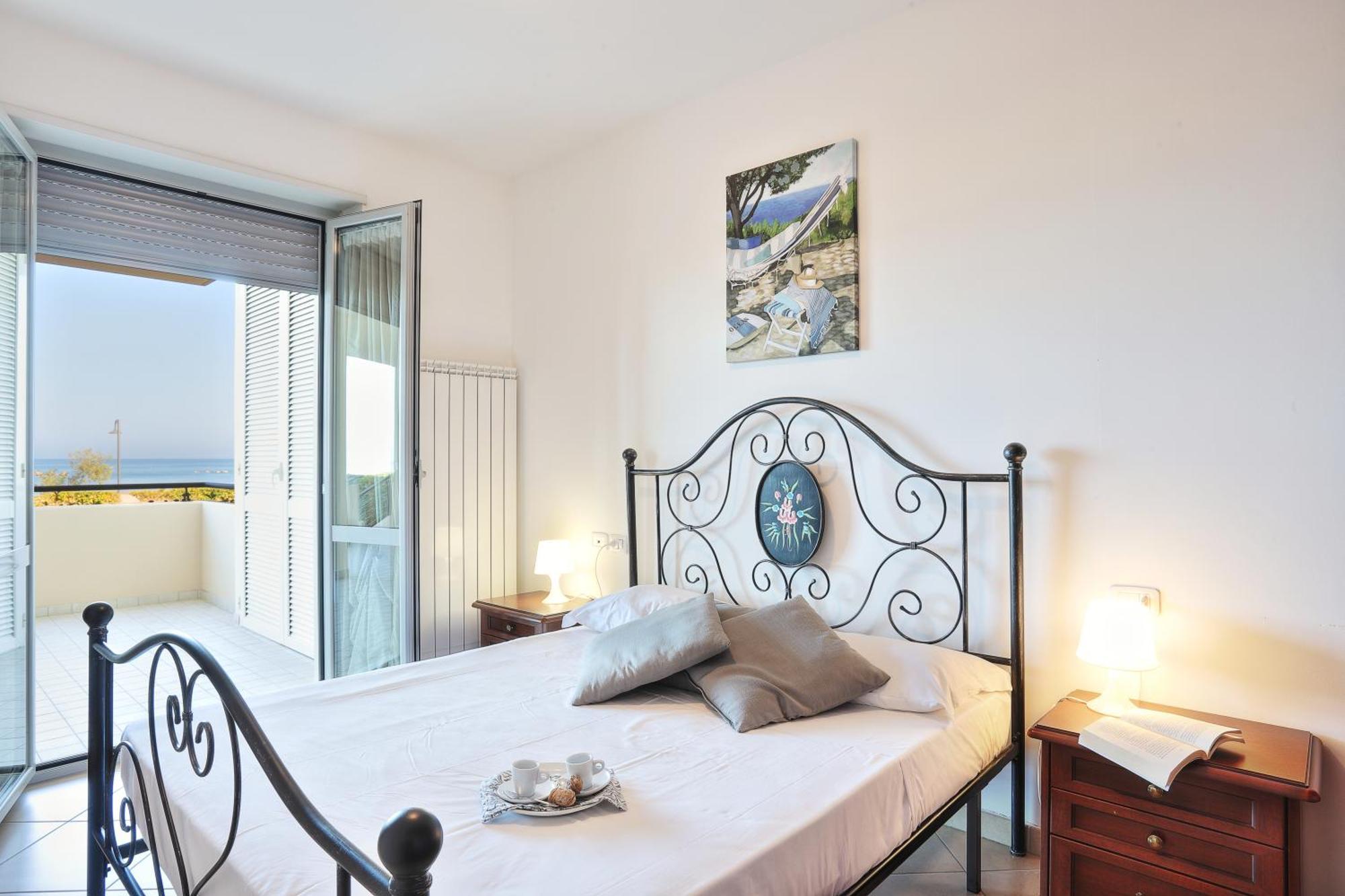 Mazzarosa Residence Roseto Degli Abruzzi Esterno foto